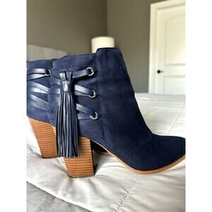 Marc Fisher Blue Suede Ankle Boot sz 8.5 Tassel Western Cowgirl Rodeo Fringe